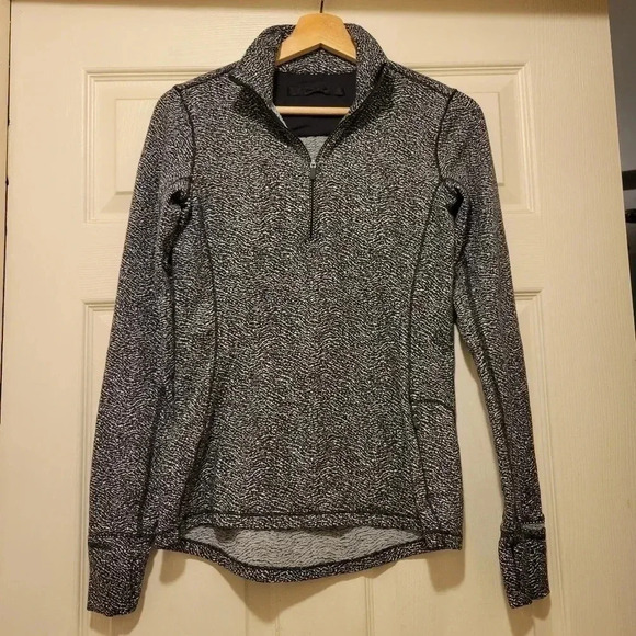 Lululemon Top Outrun 1/2 Zip Running Luon Ripple Jacquard Black White - Picture 2 of 6